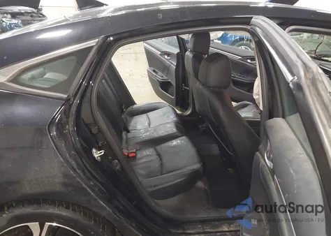 2018 Honda Civic Touring z USA, uszkodzony, nr VIN 19XFC1F99JE200672